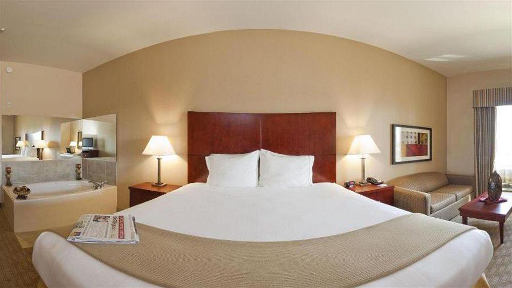 Red Lion Inn & Suites Mineral Wells Exterior foto